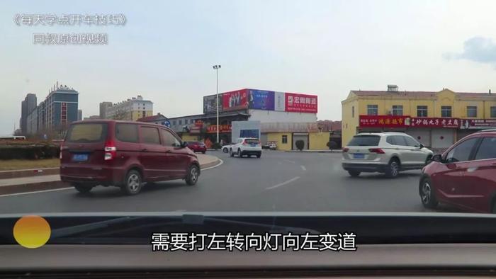 环岛路口到底怎么走，老司机现场演示，一次弄明白，新手很实用