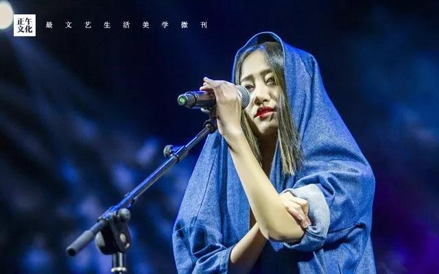 音乐 · 听她唱歌就像欣赏巫术表演，难怪王思聪会甘当“脑残粉”