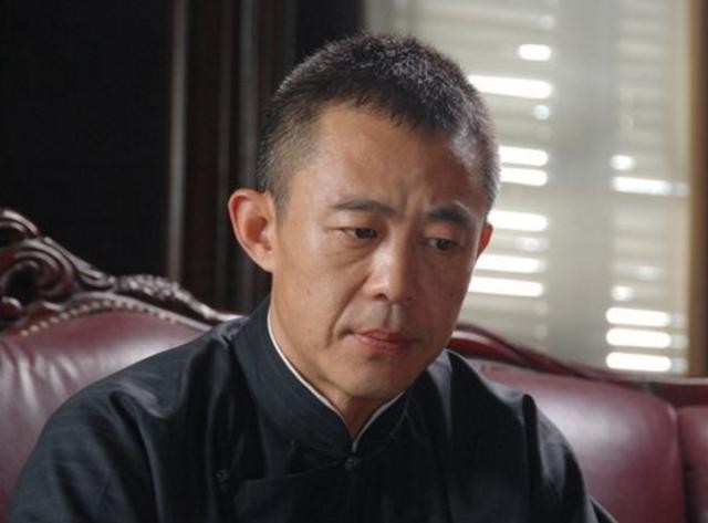 侯勇前妻个人简介（侯勇4个女人3段婚姻）(28)