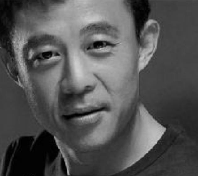 侯勇前妻个人简介（侯勇4个女人3段婚姻）(6)