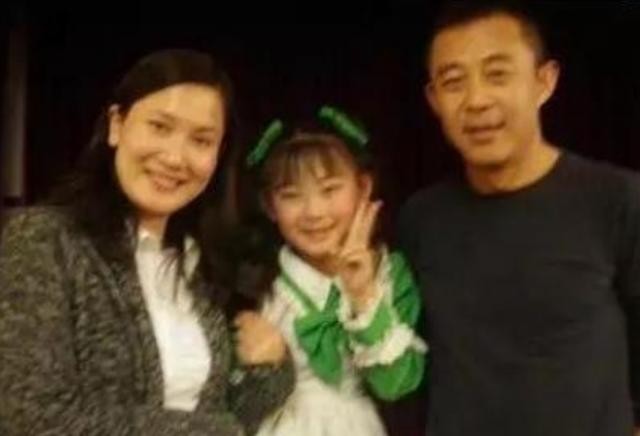 侯勇前妻个人简介（侯勇4个女人3段婚姻）(19)