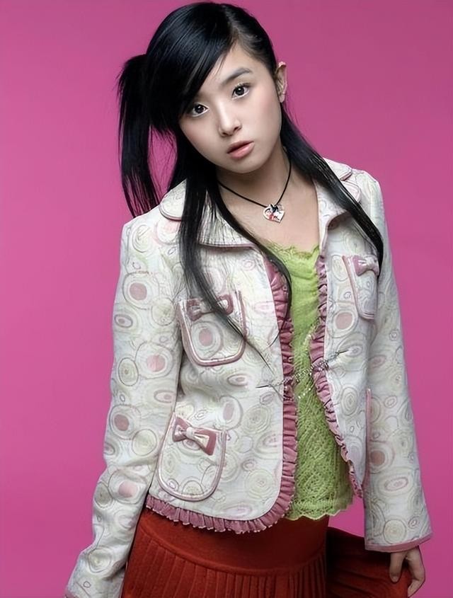 张含韵童年照对比（15岁爆红17岁跌落神坛）(16)