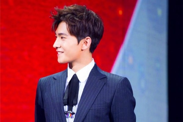 宝藏男孩表情包 是杨洋的黑粉用这个词语挖苦他的