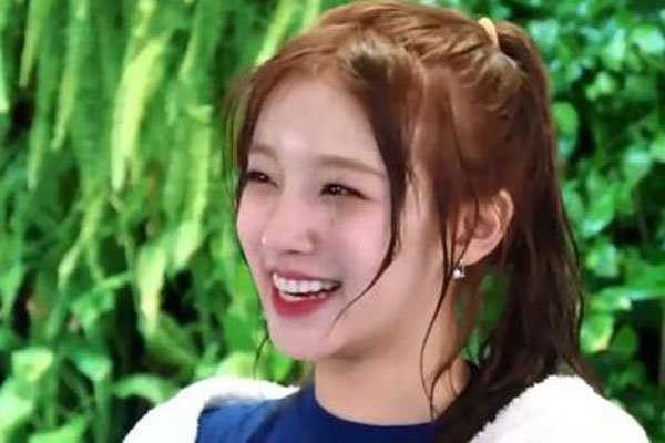 宋雨琦素颜照曝光 就想问用了什么牌子的珍珠粉