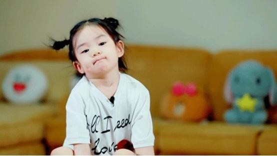 李承铉戚薇女儿国籍（戚薇女儿非华籍也并非韩籍）