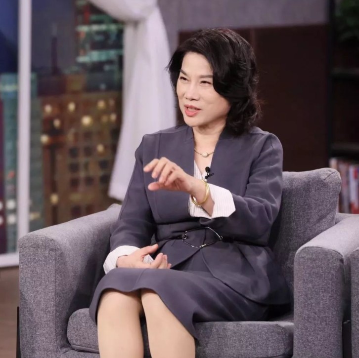 胡歌老婆怎么就成“千万打工女孩之梦”了？