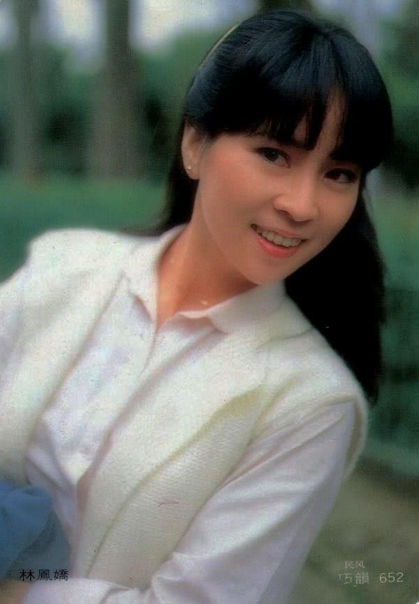 林凤娇个人资料写真作品