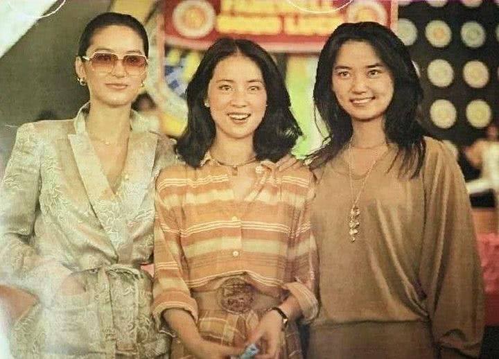 林凤娇个人资料写真作品