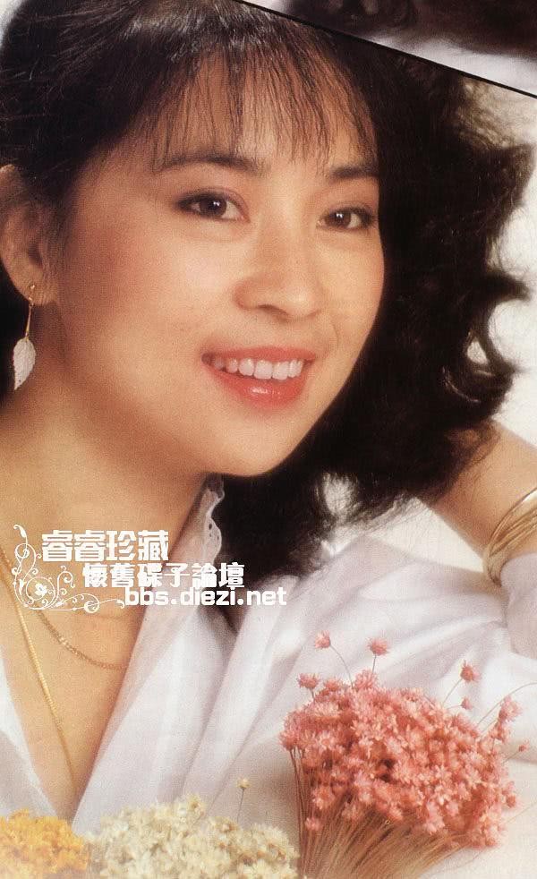 林凤娇个人资料写真作品