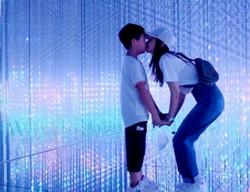 王子文的男朋友是谁（王子文被曝与男友领证）