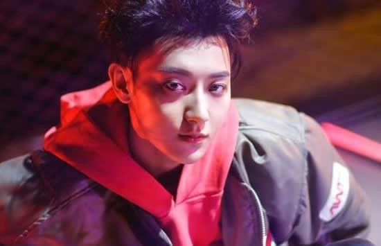 黄子韬个人资料简介及家世 家里面很有钱吗