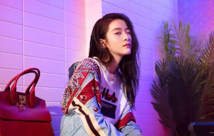 张艺兴和张雪迎关系是真是假 相差六岁在一起的可能性巨大