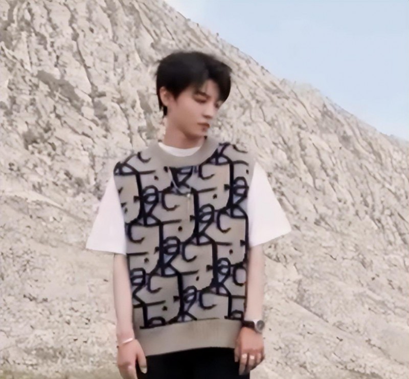 最新明星八卦（王俊凯张远苏醒孟子义等明星的八卦）