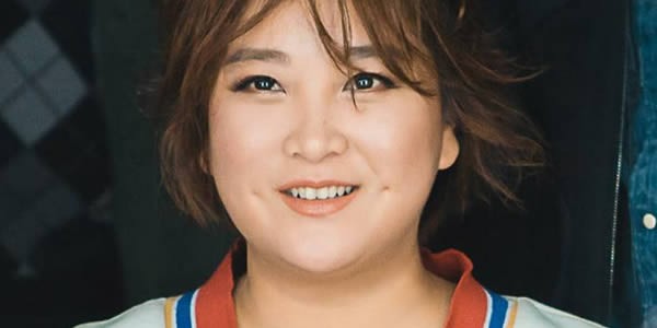 贾玲父亲江昆吗 贾玲的身世经历