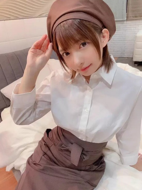 喜欢玩RPG游戏的麻里梨夏美图分享,业界最美厨娘!