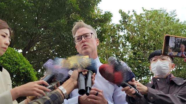 好可怕!台媒曝夏克立家暴黄嘉千细节 邻居作证曾接到过死亡威胁电话