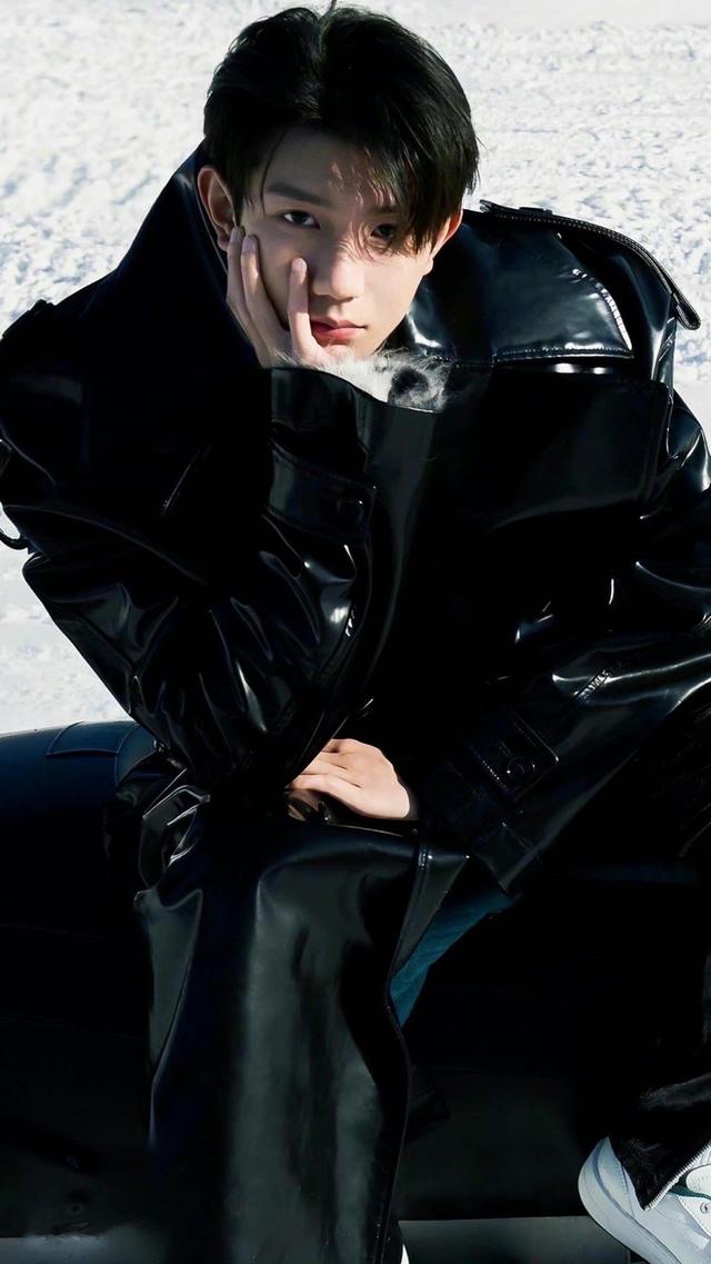 王源的写作的文字在哪里发表(王源写的文章登九年级语文试卷)(2)