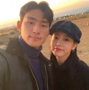 ​T-ara朴昭姸推迟婚礼 支持老公曺侑珉备战世界杯