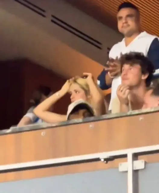 卡妹萌德疑似复合 两人合体观战美洲杯决赛