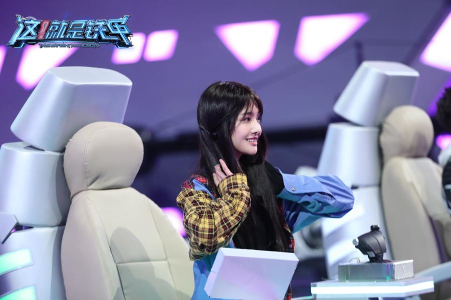 郑爽曝光粉丝资料真相_郑爽爸爸资料年龄_郑爽资料