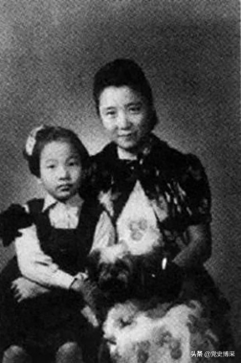 【谍说】关露：忍辱负重，打入日伪76号魔窟的知名女作家