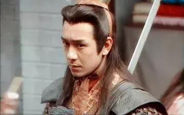 陈浩民近照不敢认，满脸油腻鼻子太大，网友：滤镜还这么老相