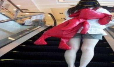 喜欢看各种各样恐怖的东西 一张吓死30万人的图片