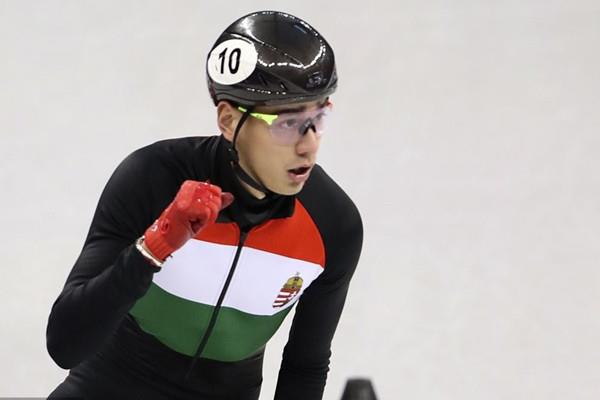 刘少昂夺金后哭了 刘少昂是哪个国家选手