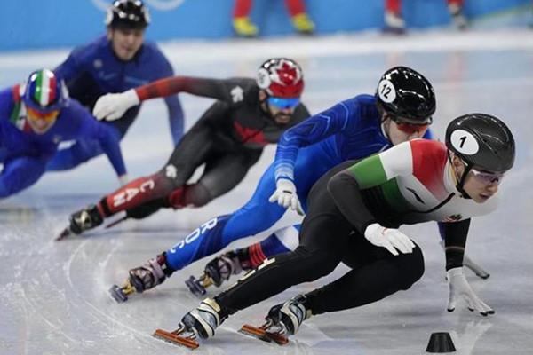 刘少昂夺金后哭了 刘少昂是哪个国家选手