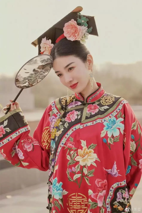 黄奕红色簪花清装写真（唯美古风美女照片）