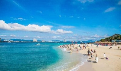 ​发现热带天堂：蜈支洲岛的自然美与休闲魅力