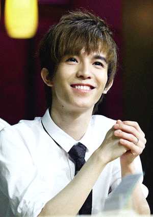 朱梓骁肛裂归罪小四  郭敬明对李枫朱梓骁连下毒手