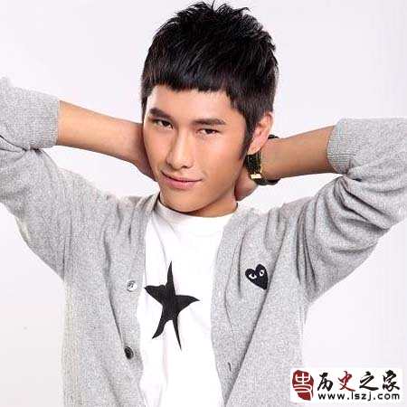 朱梓骁肛裂归罪小四  郭敬明对李枫朱梓骁连下毒手