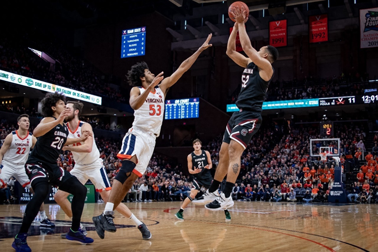 NBA选秀的基地，美国大学生协会NCAA篮球联赛