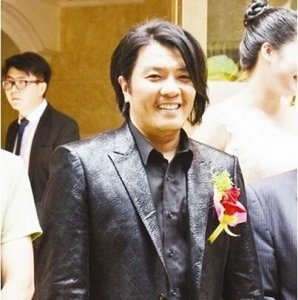 ​歌手阿杜近况照片曝光 变老板发福身材认不出