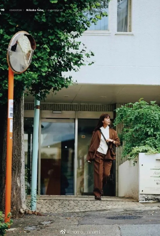 多部未华子斯文眼镜写真分享，自带文艺女子气质！