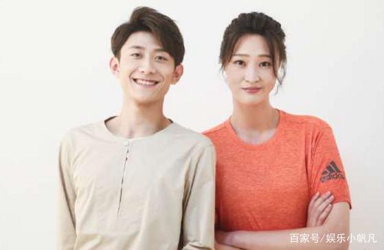 张一山跟惠若琪拍照,一米八的身高被碾压,惠若琪:这真的不怪我