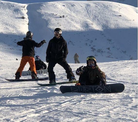 吴秀波儿子近照罕见曝光,身材高大!波叔自侃圆滑这样给儿子取名