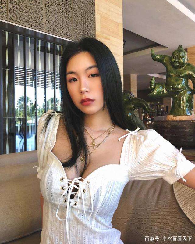 高以翔的女朋友是谁?曝高以翔女友bella图片资料两人已相恋四年