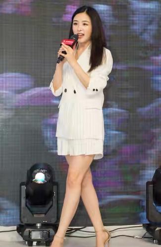 张含韵多高,彭冠英理想型(彭冠英张含韵最萌身高差) 张含韵多高,彭冠英理想型(彭冠英张含韵最萌身高差)