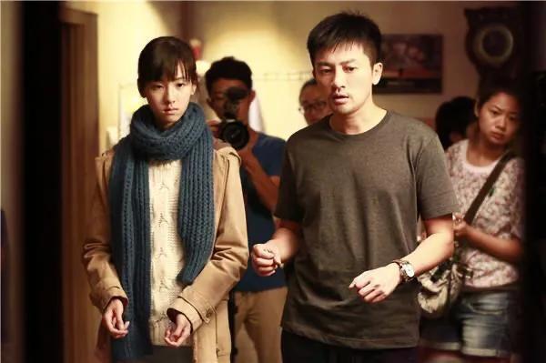 陈都灵证件照原图(南航校花陈都灵)