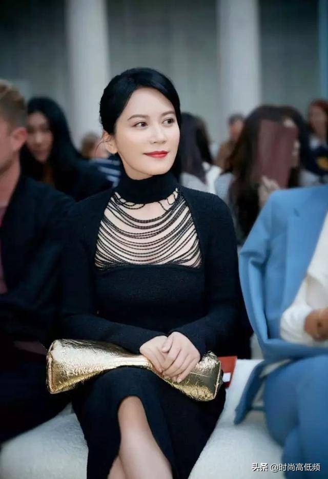 这些女明星年过40依然很美(看看她们就知道怎么穿搭了)