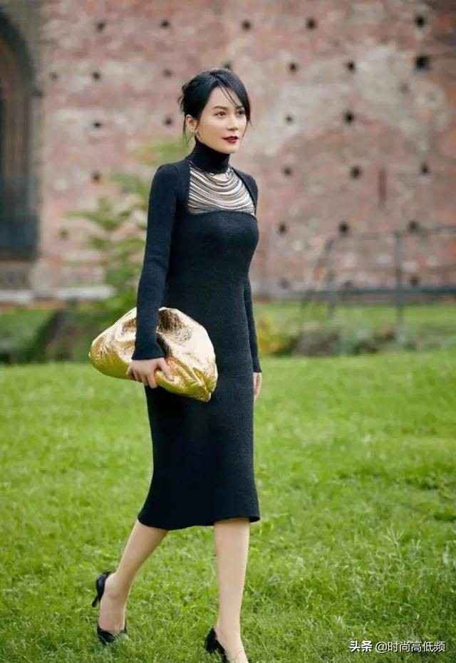 这些女明星年过40依然很美(看看她们就知道怎么穿搭了)