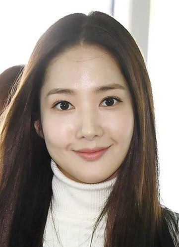 朴敏英个人资料写真作品