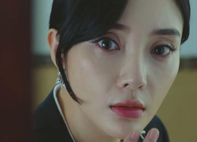 李小璐门缝无意中看到薛之谦唐禹哲接吻, 她的表情说明了一切