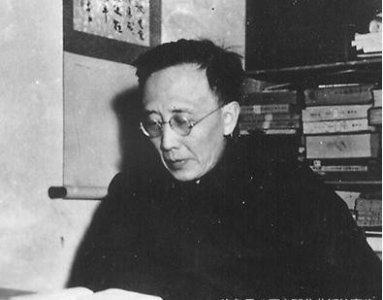 ​为何总有人骂郭沫若人渣？看看他几任妻子的结局就知道了