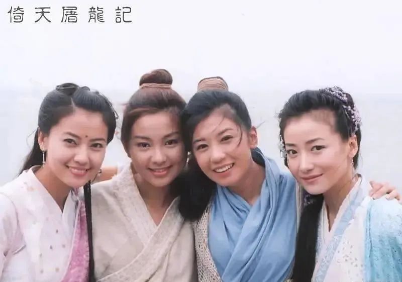 有翡赵丽颖妆发简单太现代（造型撞楚乔传）