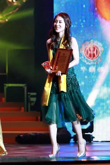 张碧晨资料简介（流行歌手张碧晨简历）