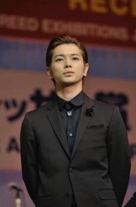 ​松本润、郑在玹及徐英浩等多名日韩明星确诊新冠