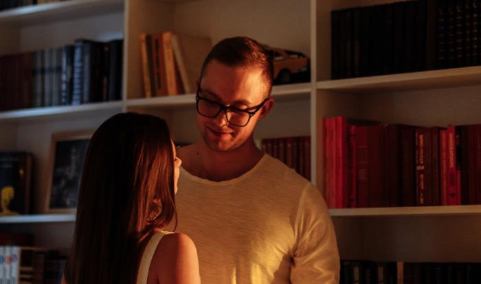 老公出轨主动坦白并求得原谅(老公主动坦诚婚外情)